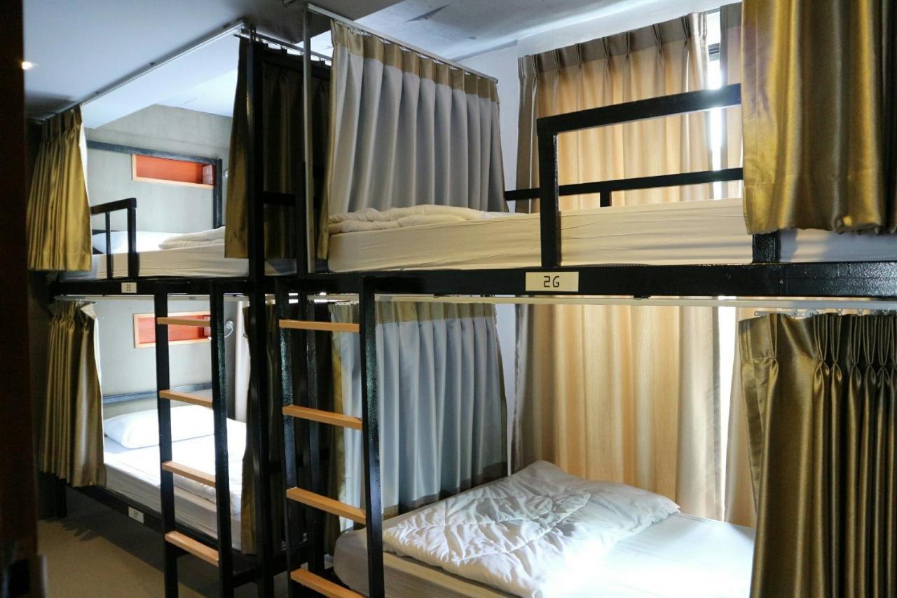 The Campus Hostel Bangkok Exteriör bild